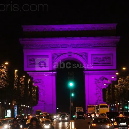 Elysees Luxury Terrasse דירה *